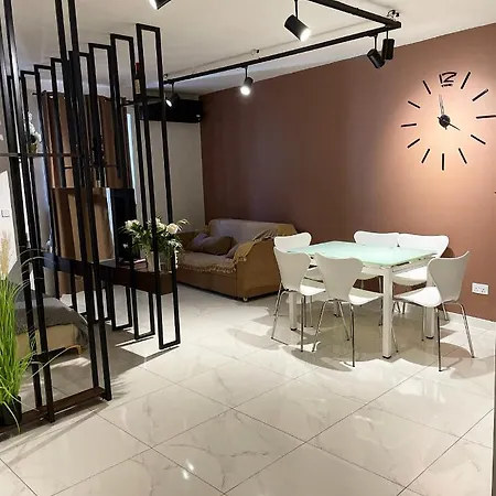 Apartman Modern Designed & Spacious In C11b Msida